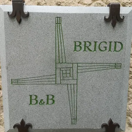 לינה וארוחת בוקר Brigid
